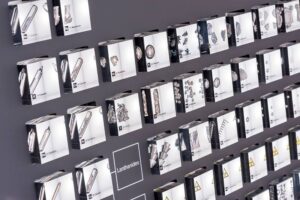 Complete Set of ALL Elements in 50mm Acrylic cubes - 118 pcs