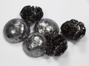 Black Phosphorus - bulk crystal  pieces - 50 grams 99.998%