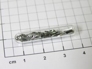 Mini ampoule Germanium fractures under Argon 0.65 gram