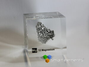 Acrylic Element cube - Magnesium crystal Mg - 50mm