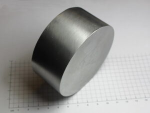 Huge Molybdenum disc  99.95% - ?80mm x 38mm - 1838 grams