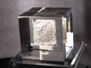 Acrylic Element cube - Palladium Pd - 50mm