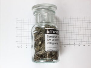 Samarium distilled metal pieces 99,99% under argon!