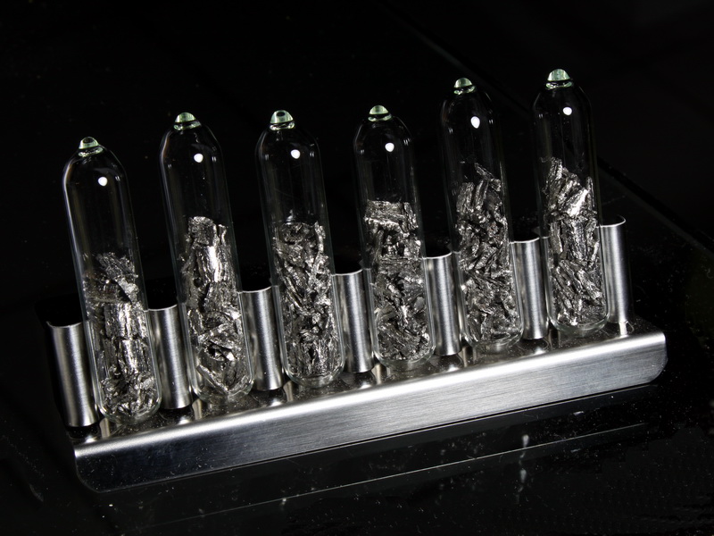 5g Samarium metal granules ~8x3mm 99,99% under argon!