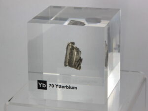 Acrylic Element cube - Ytterbium Yb - 50mm