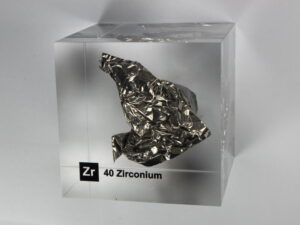 Acrylic Element cube - Zirconium Zr - 50mm